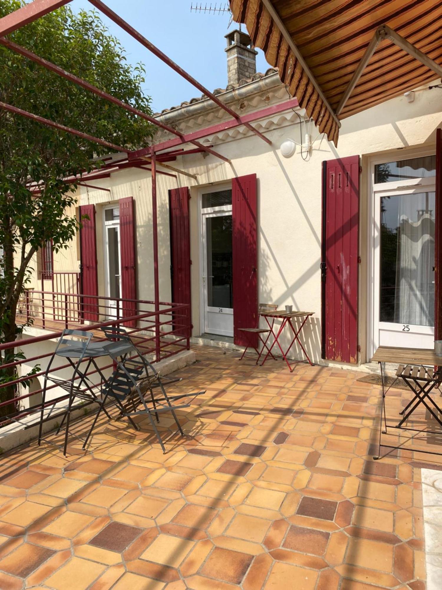 La Maison D'Antonin 2 นีมส์ ภายนอก รูปภาพ